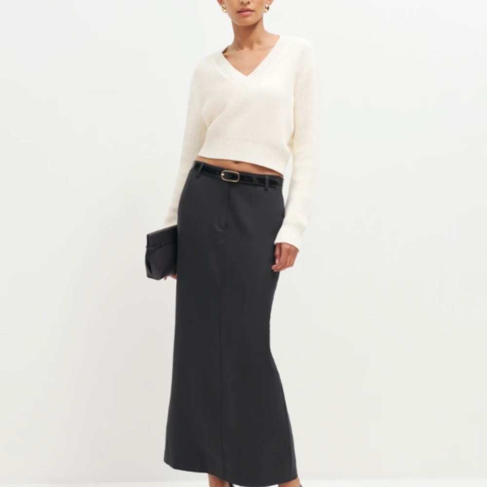 Reformation - Cairo Mid Rise Maxi Skirt in black (Size 0) NWOT